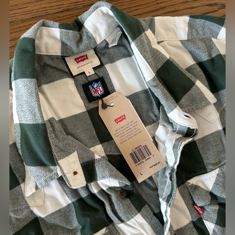 NWT Jets NFL Levi flannel in large